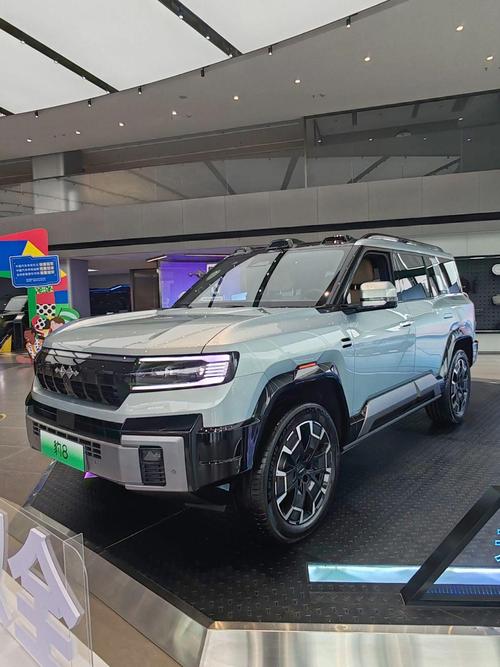 惠州博罗县纳亿联企业管理咨询比亚迪方程豹硬派越野的爆款，英菲尼迪35周年与你共成长